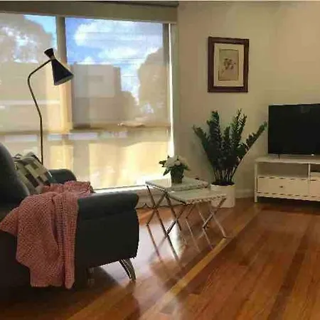 Design/Bright/Cosy Townhouse Between Airport &City Melbourne Exterior photo