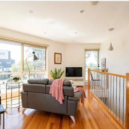 Design/Bright/Cosy Townhouse Between Airport &City Melbourne Exterior photo